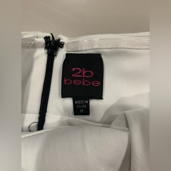 Fitted polka dot bodycon dress with built in bra - Picture 3 of 3